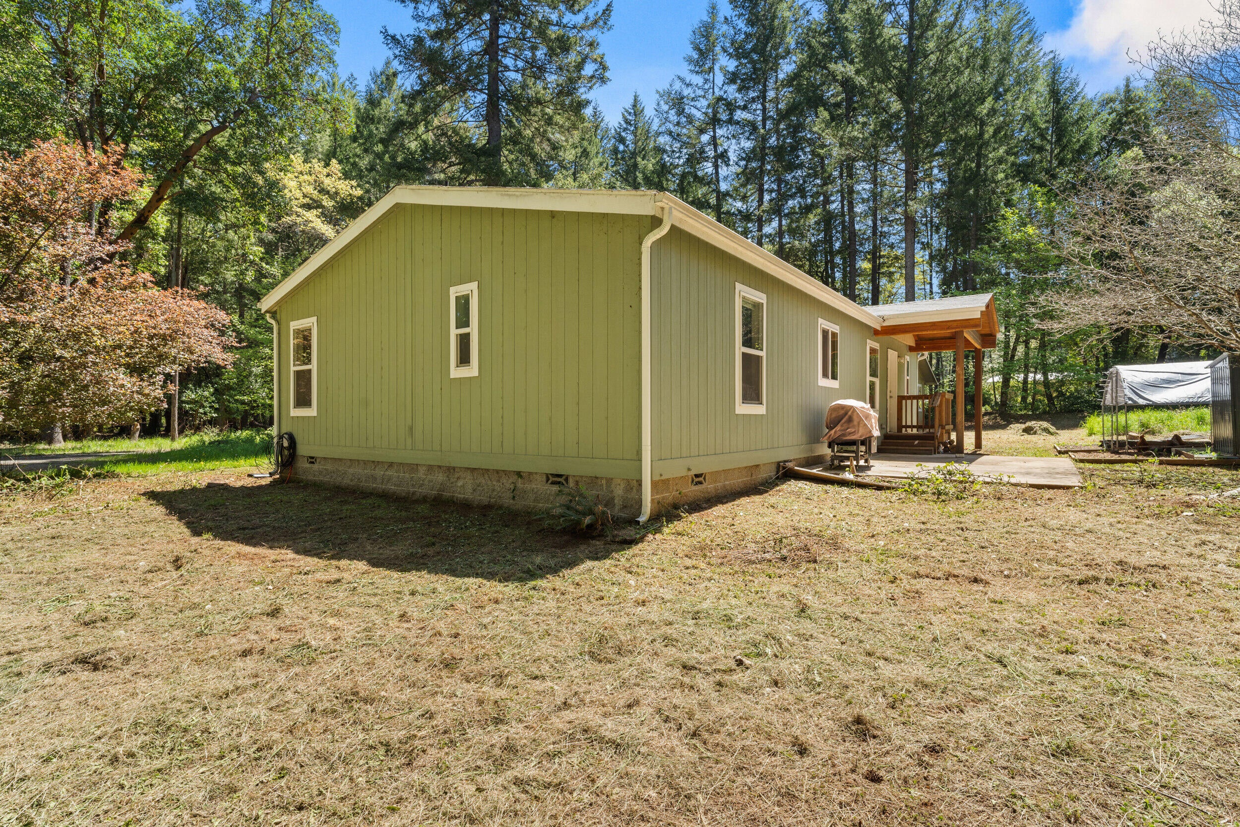 543 Pinewood Way Cave Junction, OR 97523 - Photo 17 of 27 543 pinewood way - 23