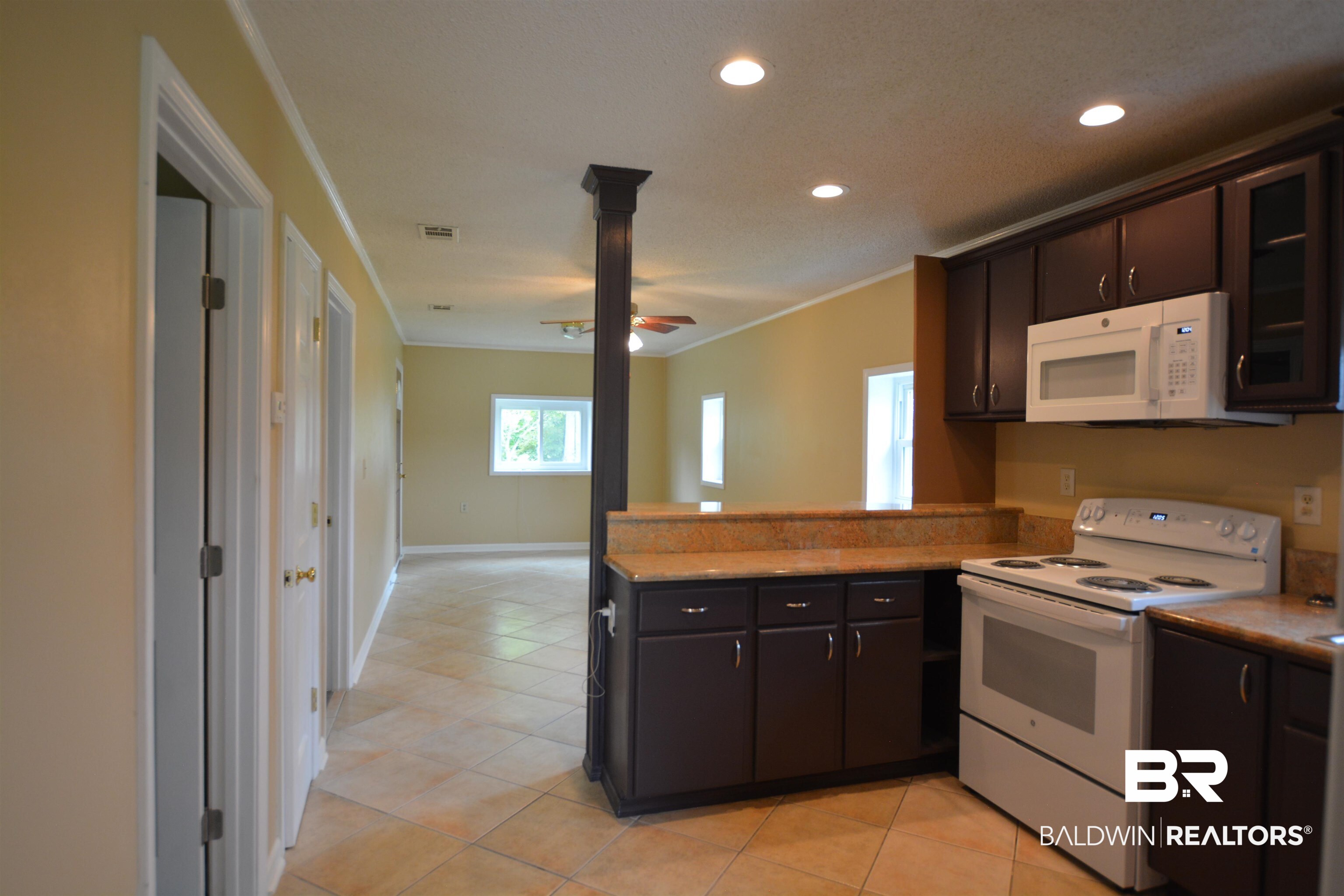 422 West 4th Avenue Foley, AL 36535 - Photo 8 of 28
