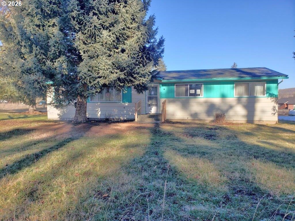 813 Couch Avenue Wallowa, OR 97885 - Photo 1 of 26