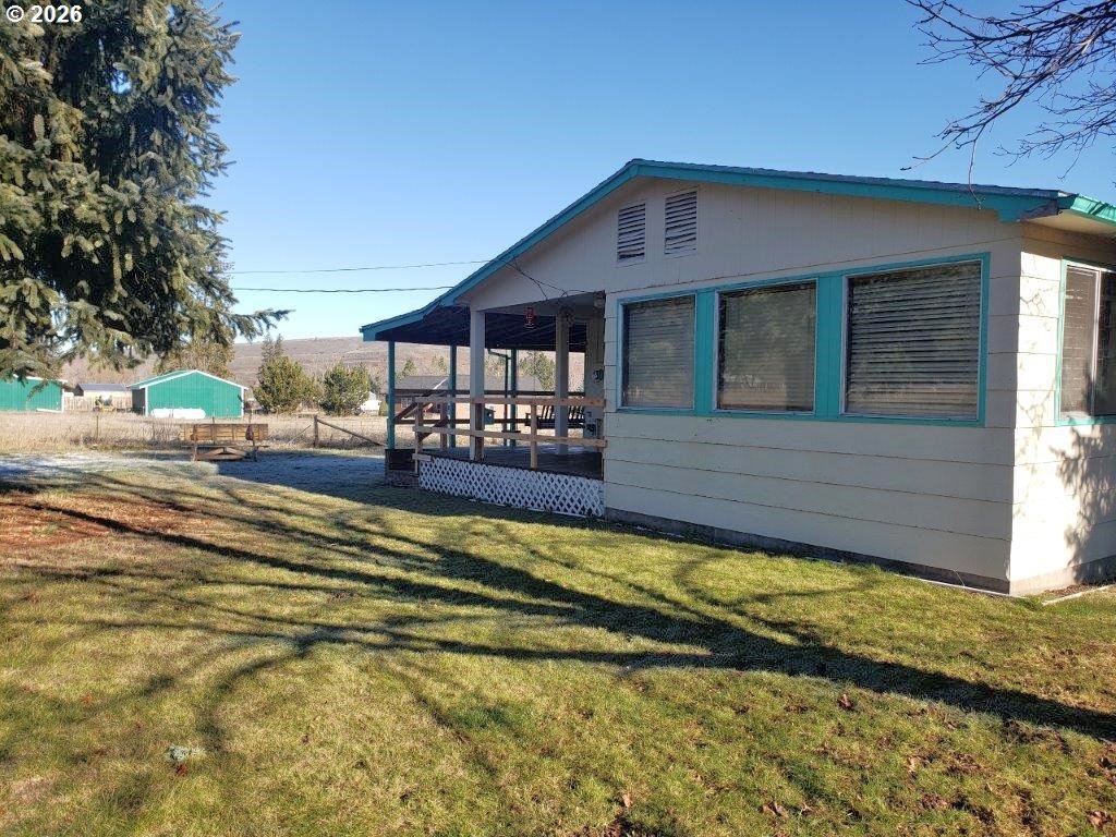813 Couch Avenue Wallowa, OR 97885 - Photo 4 of 26