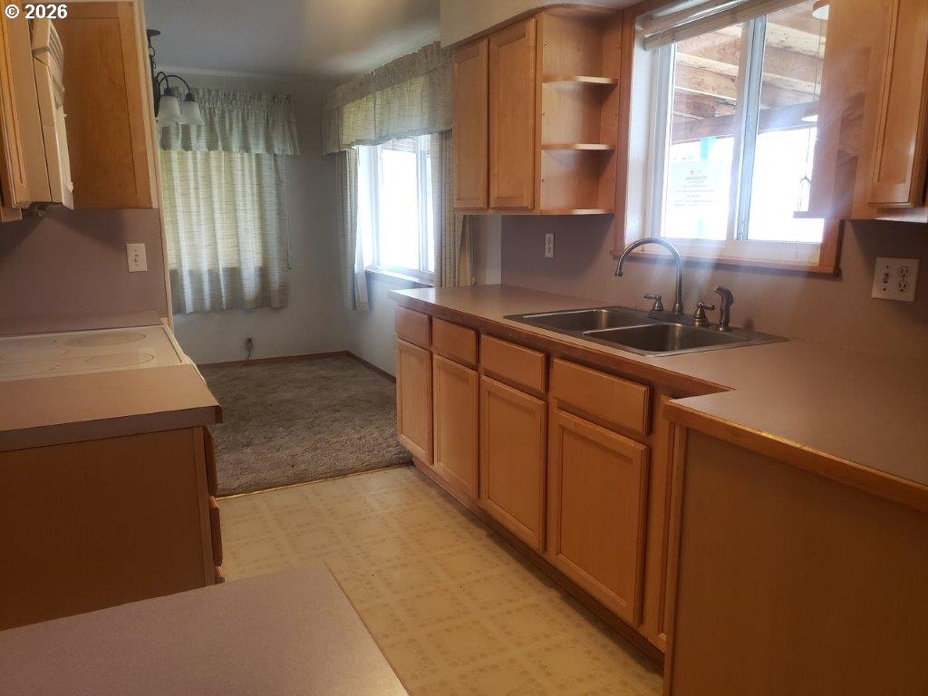 813 Couch Avenue Wallowa, OR 97885 - Photo 9 of 26