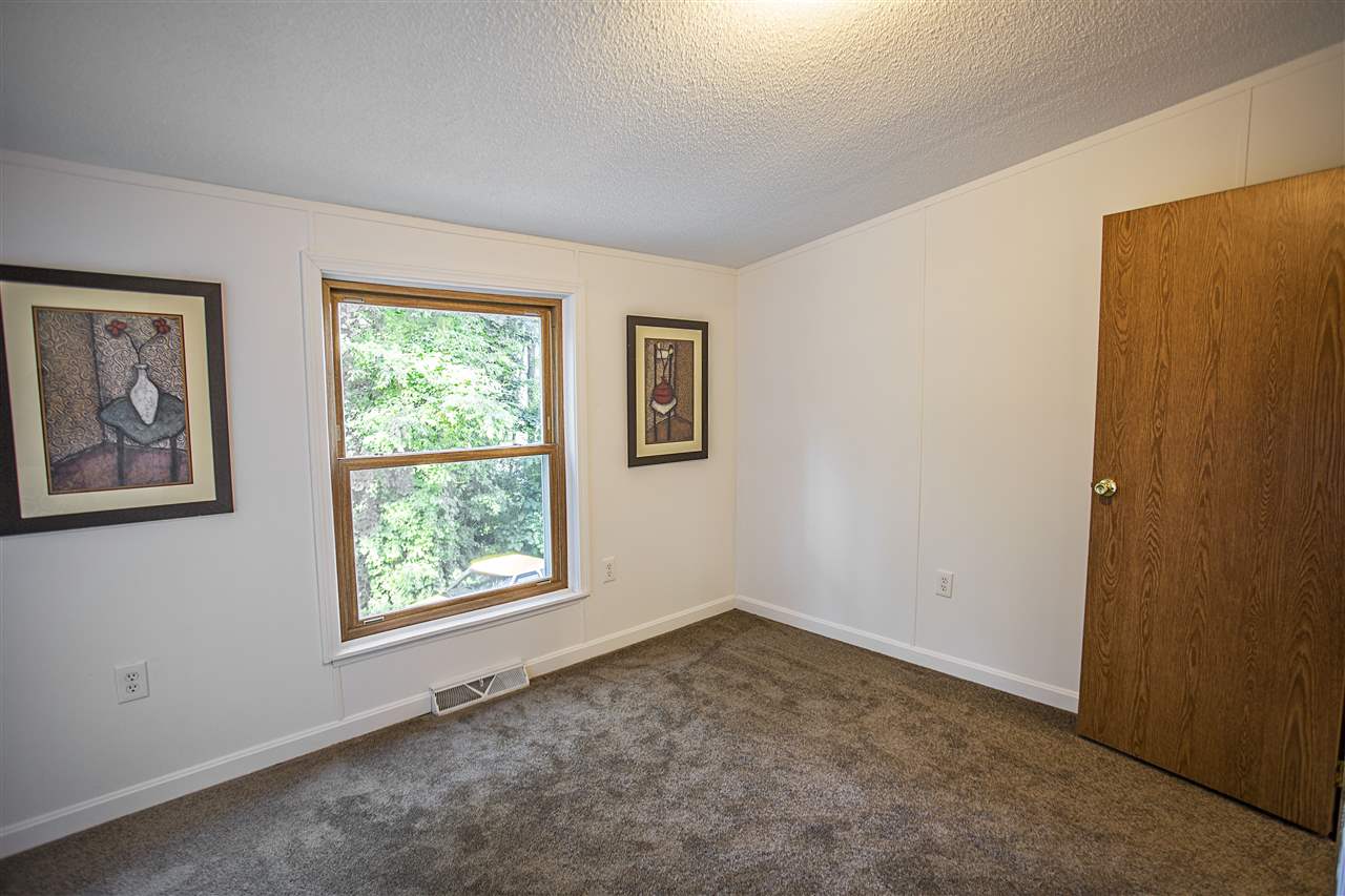 74 Chester Road Derry, NH 03038 - Photo 25 of 40 Gallery Image 25