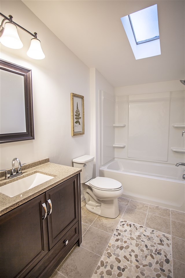 74 Chester Road Derry, NH 03038 - Photo 27 of 40 Gallery Image 27