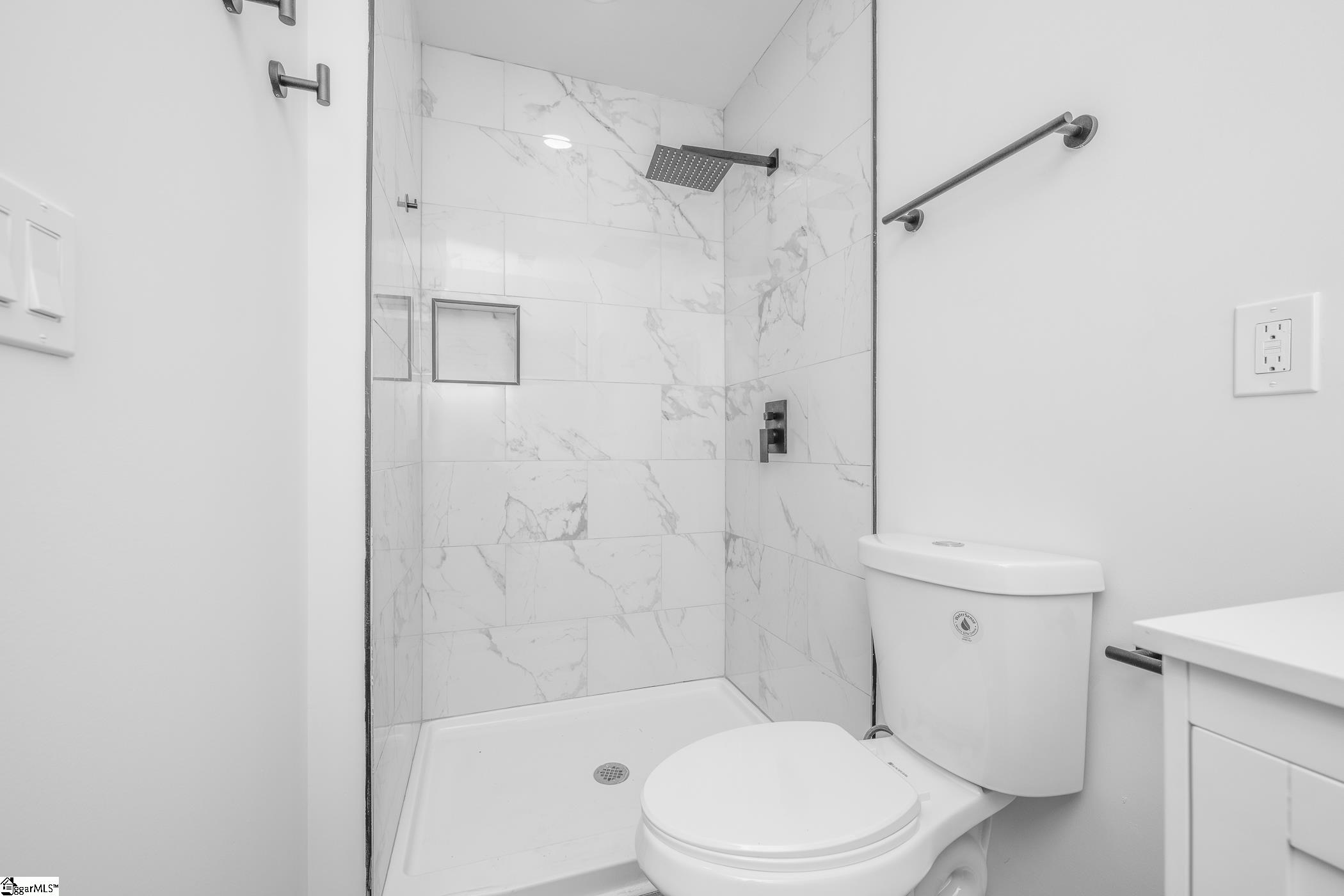 10 Valley View Lane Greenville, SC 29605 - Photo 17 of 33