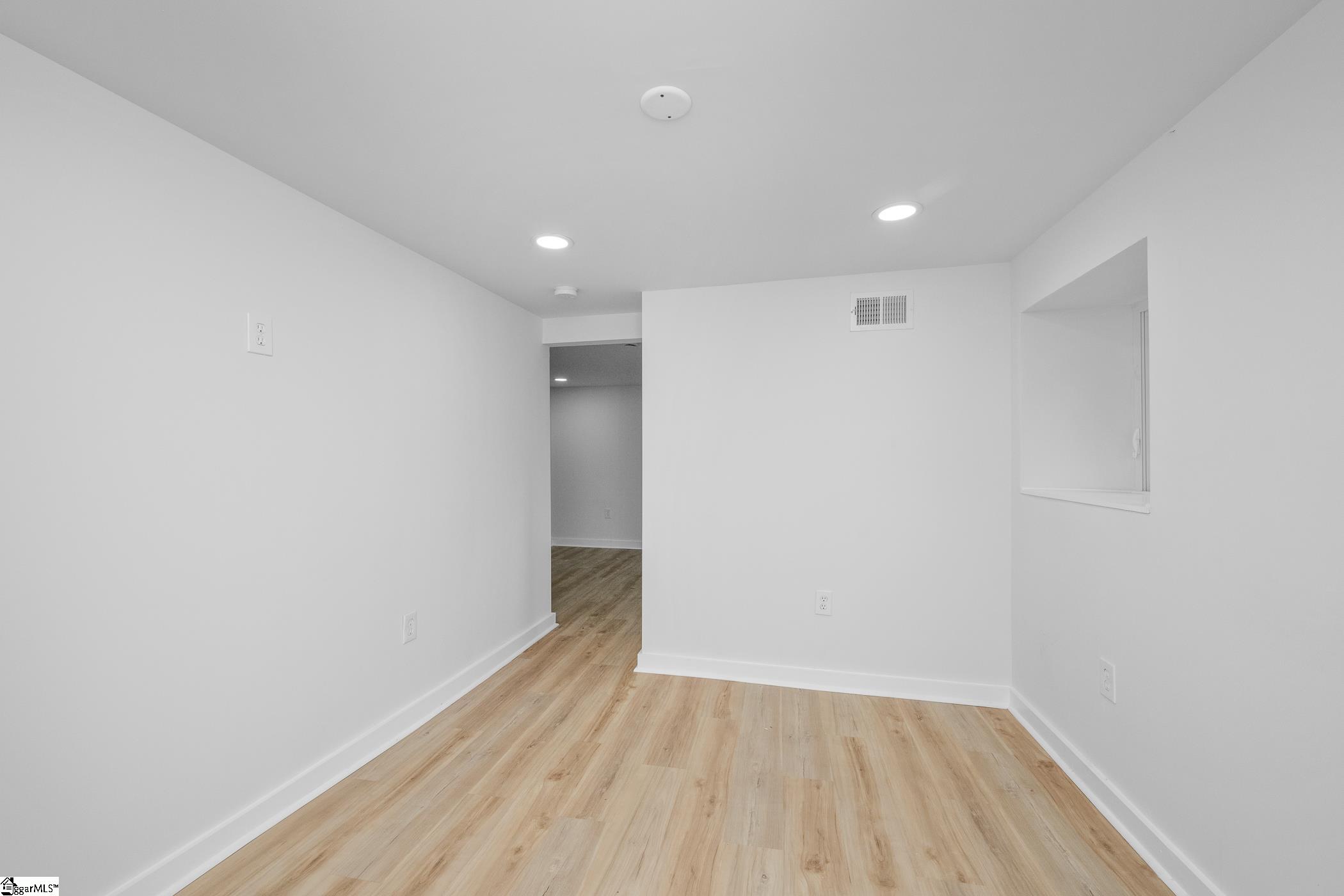 10 Valley View Lane Greenville, SC 29605 - Photo 26 of 33