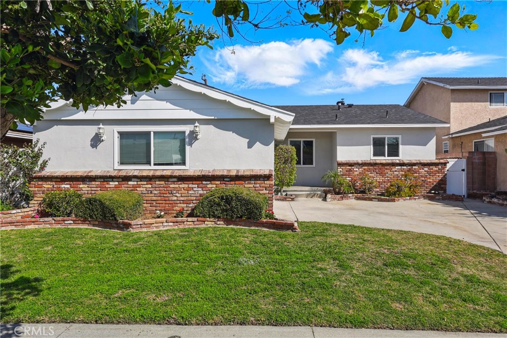 11649 Faculty Drive Norwalk, CA 90650 - Photo 4 of 46