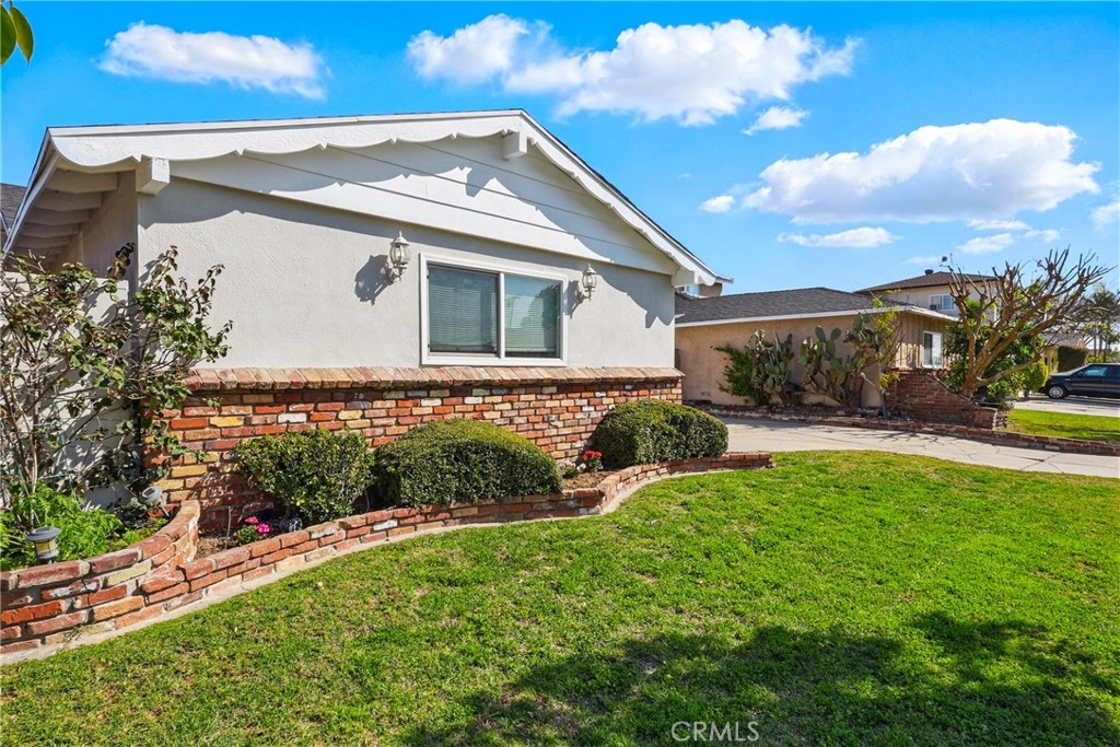 11649 Faculty Drive Norwalk, CA 90650 - Photo 5 of 46