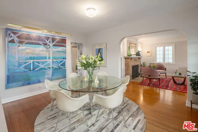 $9,500 | 513 North Mansfield Avenue, Los Angeles, CA 90036