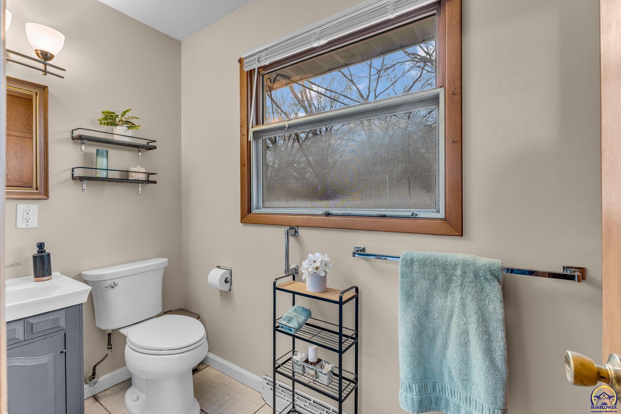 1508 West 3rd Street Lawrence, KS 66044 - Photo 21 of 43