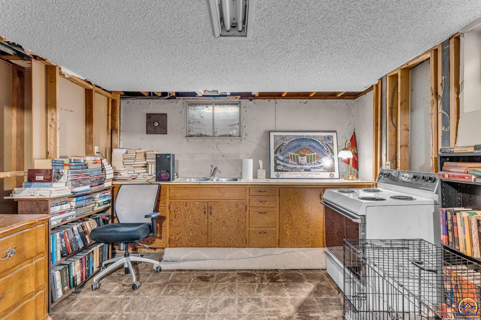 1508 West 3rd Street Lawrence, KS 66044 - Photo 32 of 43