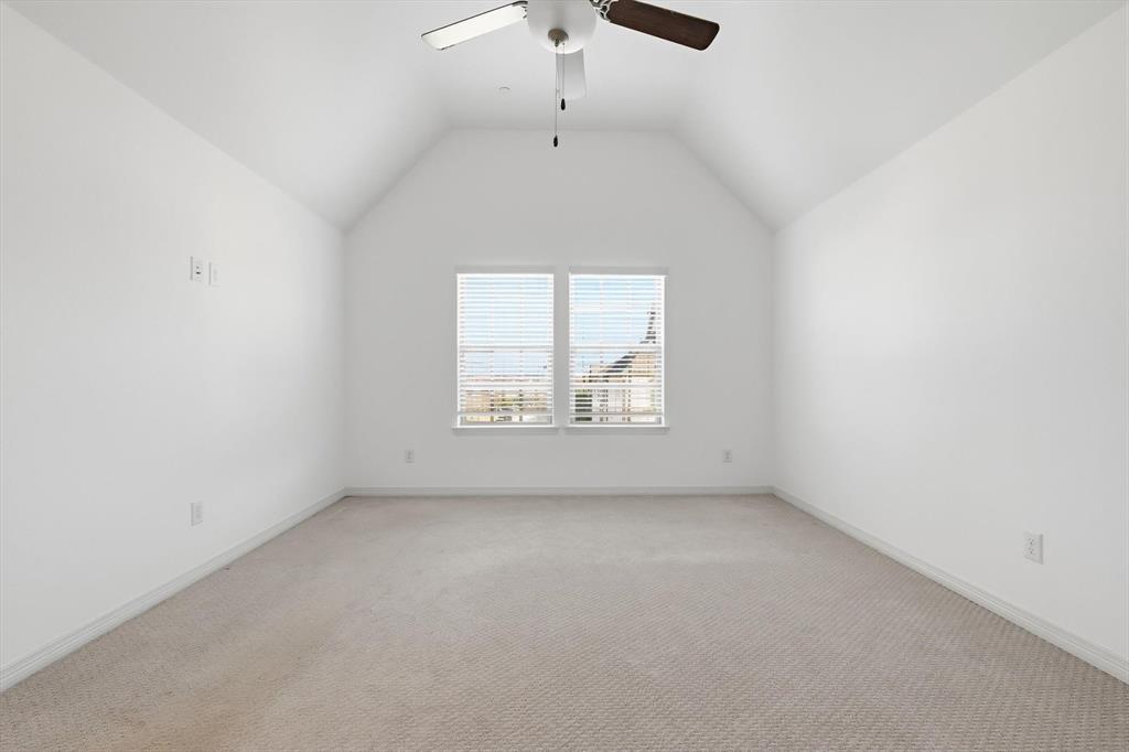 228 Skystone Drive Irving, TX 75038 - Photo 14 of 28 an empty room with windows