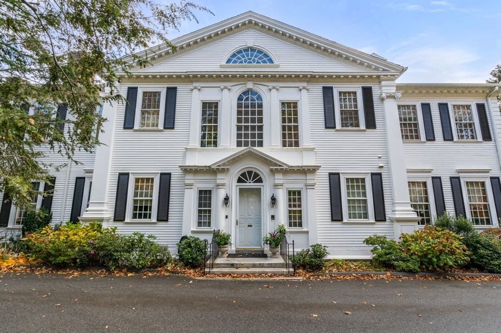 15 Catlin Road Brookline, MA 02445 - Photo 2 of 42