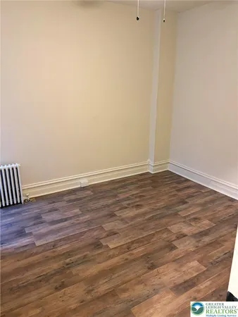 $2,400 | 915 North 4th Street, Allentown, PA 18102