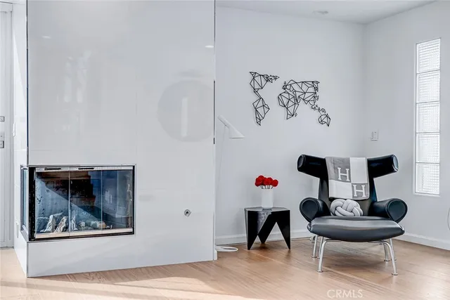 $2,595,000 | 1633 Prospect Avenue, Hermosa Beach, CA 90254