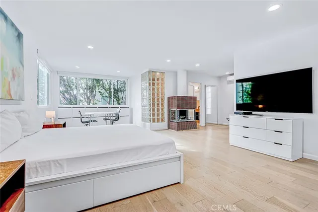 $2,595,000 | 1633 Prospect Avenue, Hermosa Beach, CA 90254