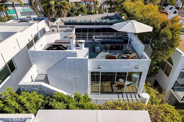 $2,595,000 | 1633 Prospect Avenue, Hermosa Beach, CA 90254