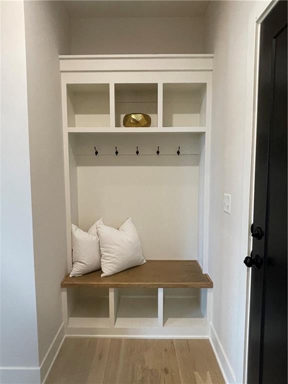 9019 Freedom Street Lenexa, KS 66227 - Photo 13 of 37