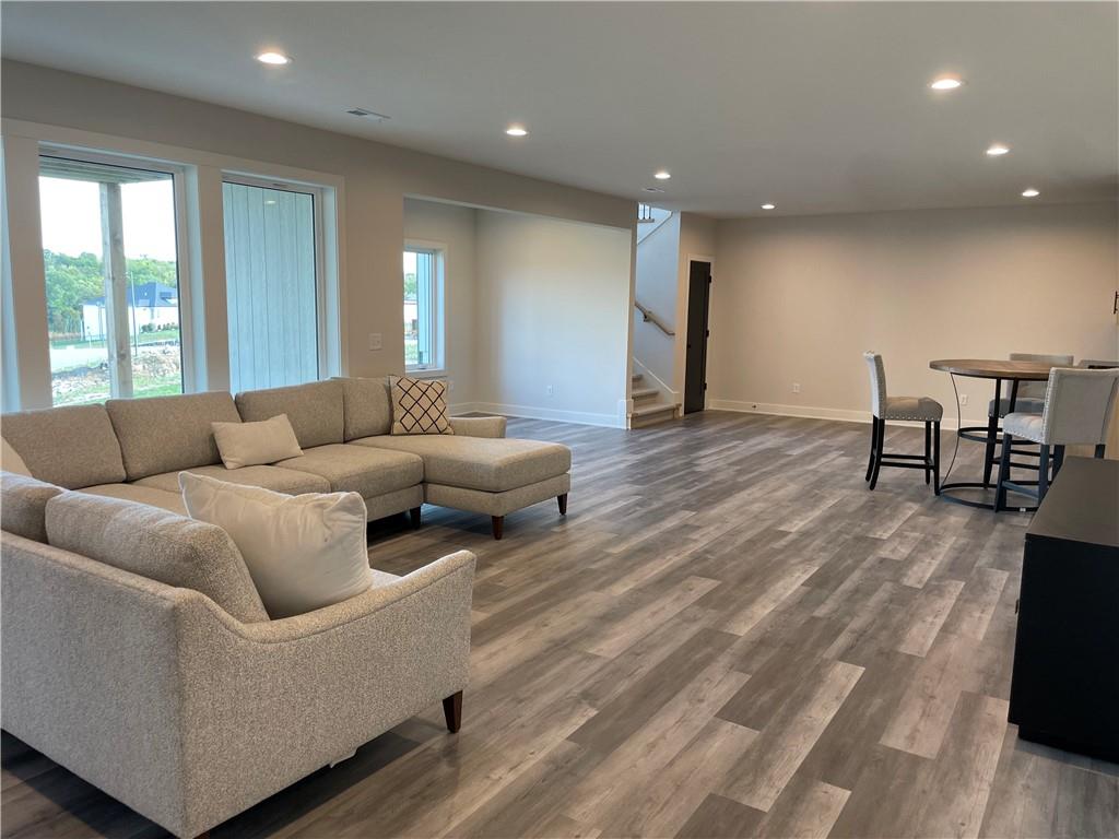 9019 Freedom Street Lenexa, KS 66227 - Photo 22 of 37