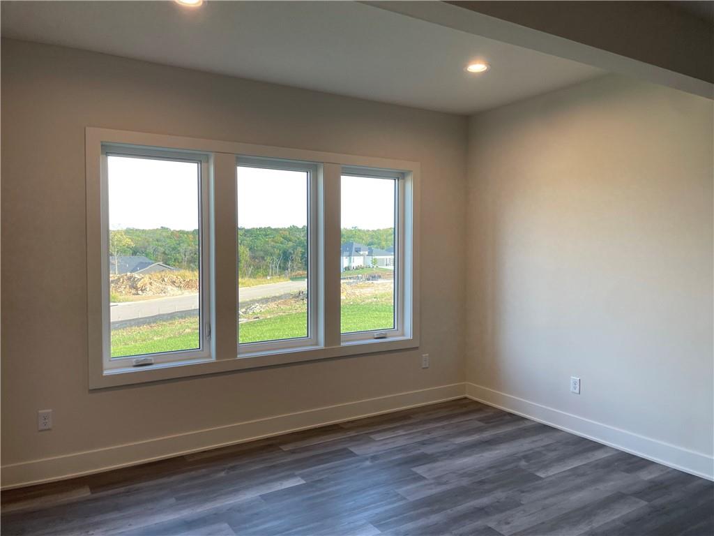 9019 Freedom Street Lenexa, KS 66227 - Photo 27 of 37