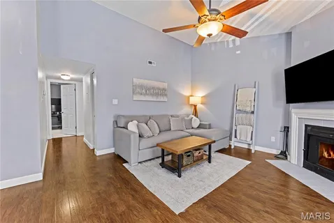 $159,000 | 9125 North Swan Circle, Brentwood, MO 63144