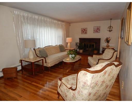 16 Pearl Road Saugus, MA 01906 - Photo 3 of 28 Gallery Image 3