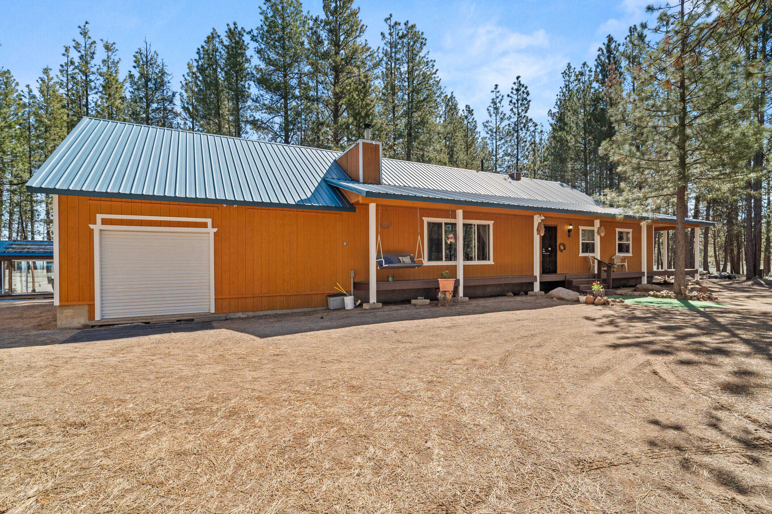 27 Blackpine Way Bly, OR 97622 - Photo 3 of 35 Front of home