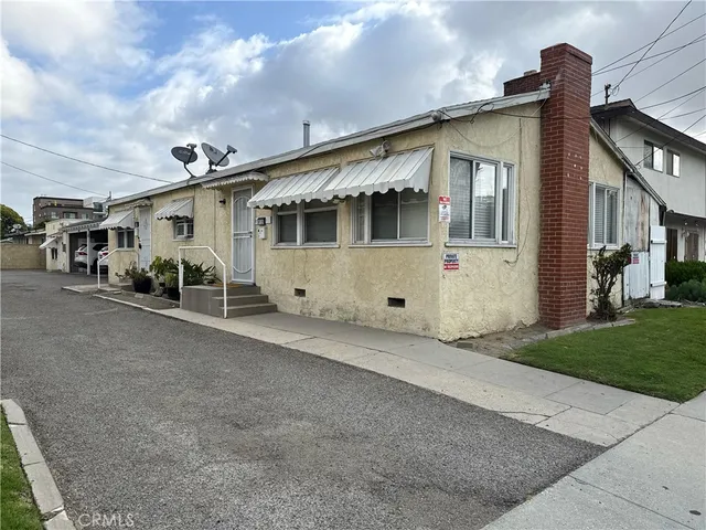 a view of a house with roof deck