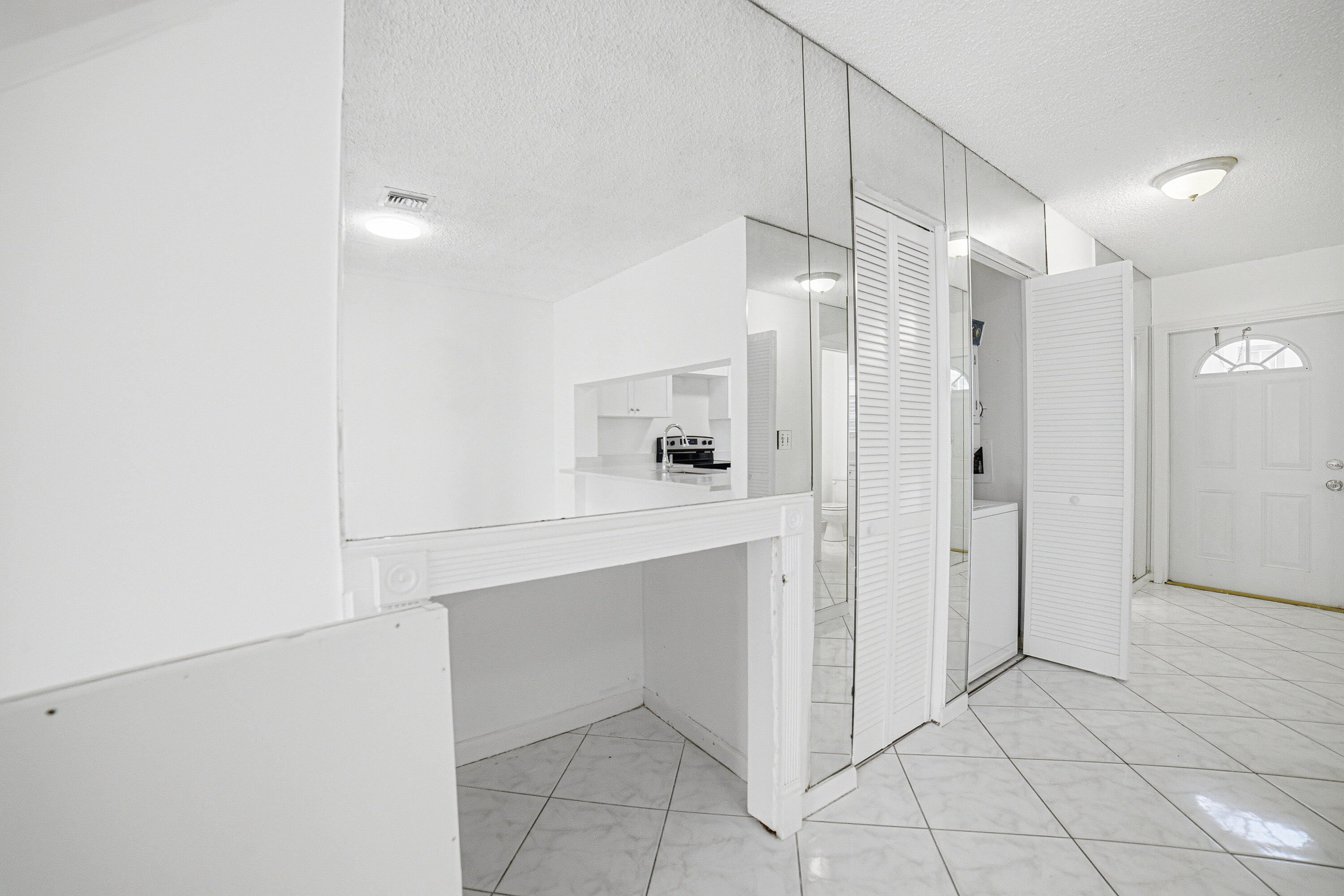 8207 Fairway Road, Unit 8207 Sunrise, FL 33351 - Photo 11 of 34 Livingroom-Storage