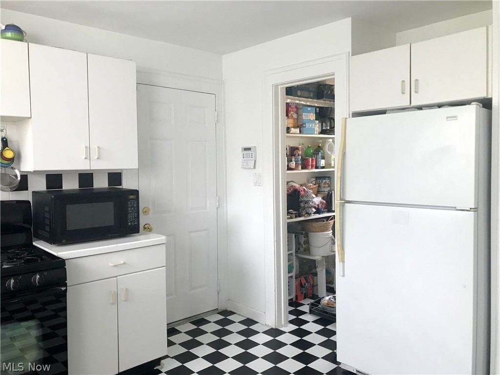 3134 East Overlook Road Cleveland, OH 44118 - Photo 16 of 35 Gallery Image 16
