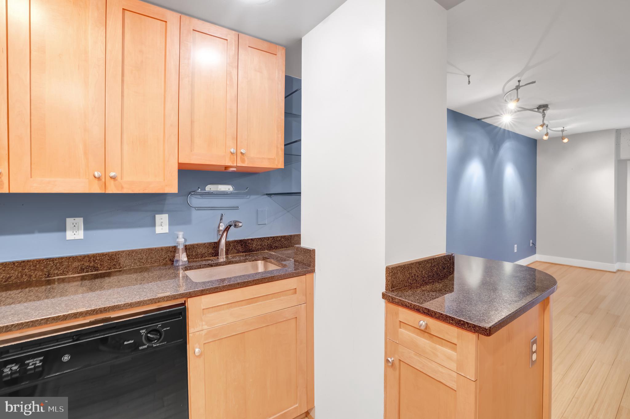 2328 Champlain Street Northwest, Unit 202 Washington, DC 20009 - Photo 14 of 25