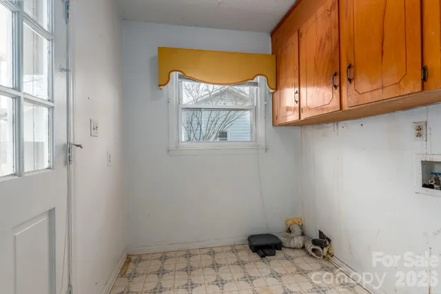 $260,000 | 7650 Bramblewood Drive, Charlotte, NC 28217