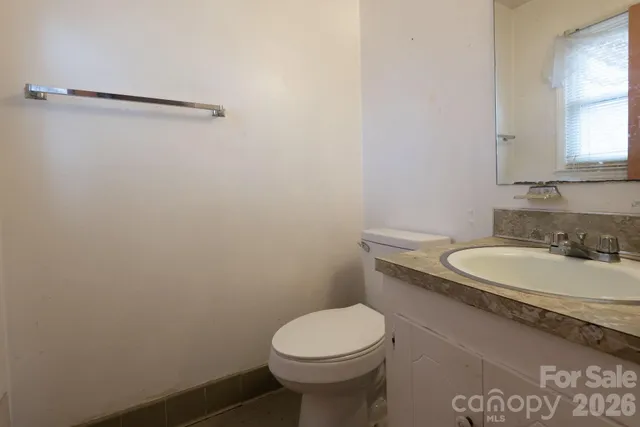 $260,000 | 7650 Bramblewood Drive, Charlotte, NC 28217