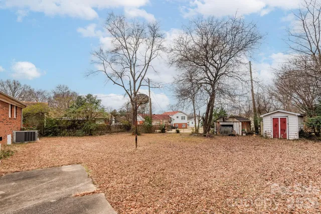 $260,000 | 7650 Bramblewood Drive, Charlotte, NC 28217