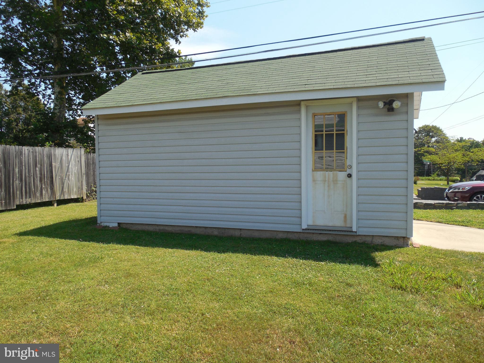 601 Old Home Road Baltimore, MD 21206 - Photo 6 of 31