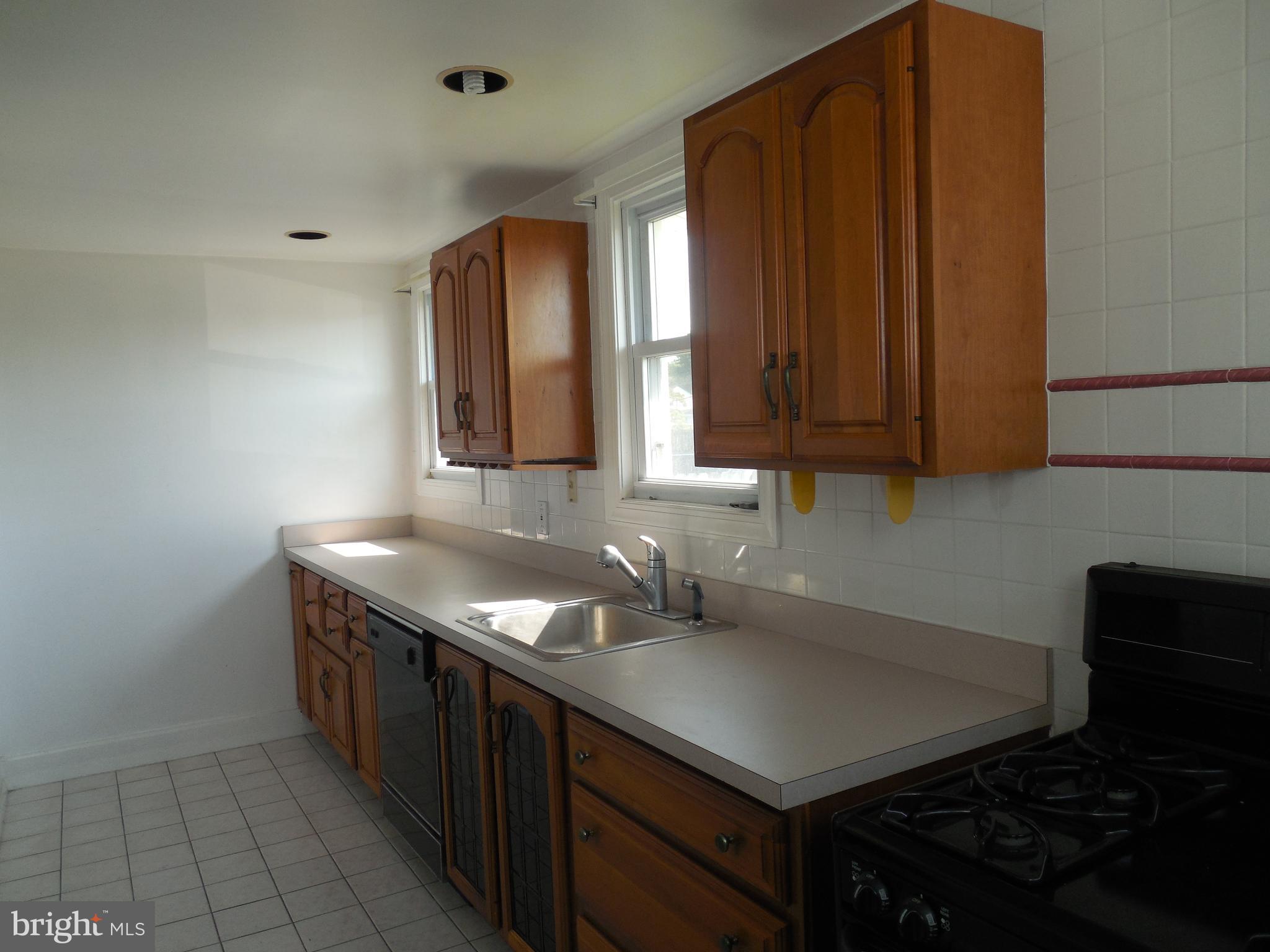 601 Old Home Road Baltimore, MD 21206 - Photo 9 of 31