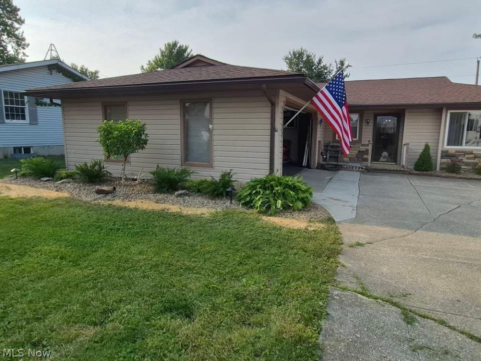 308 Jones Road Wellington, OH 44090 - Photo 3 of 49 Gallery Image 3