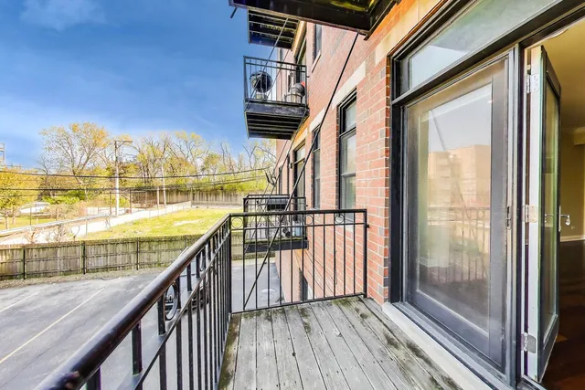 $1,692,600 | 4043 South Drexel Boulevard, Chicago, IL 60653