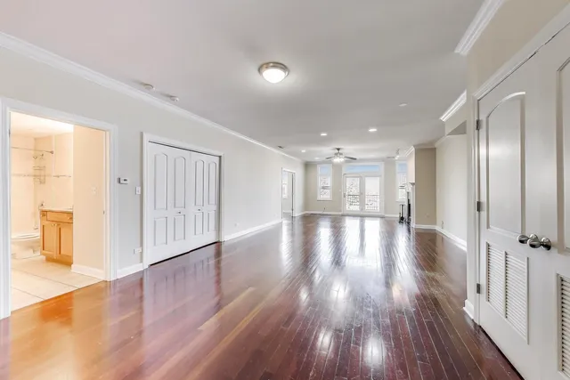 $1,692,600 | 4043 South Drexel Boulevard, Chicago, IL 60653