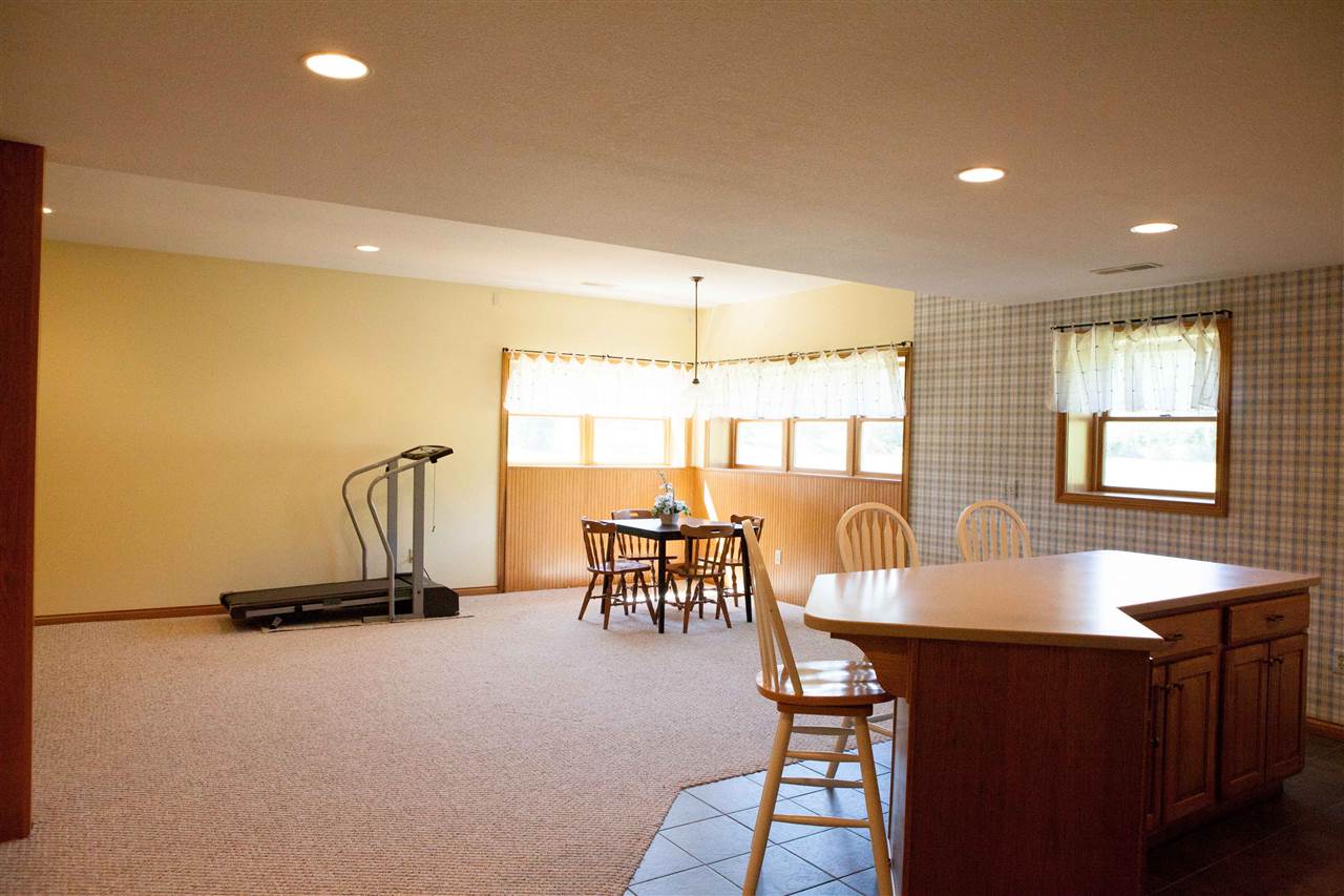 14025 Puff Road Fort Wayne, IN 46845 - Photo 15 of 30 Gallery Image 15
