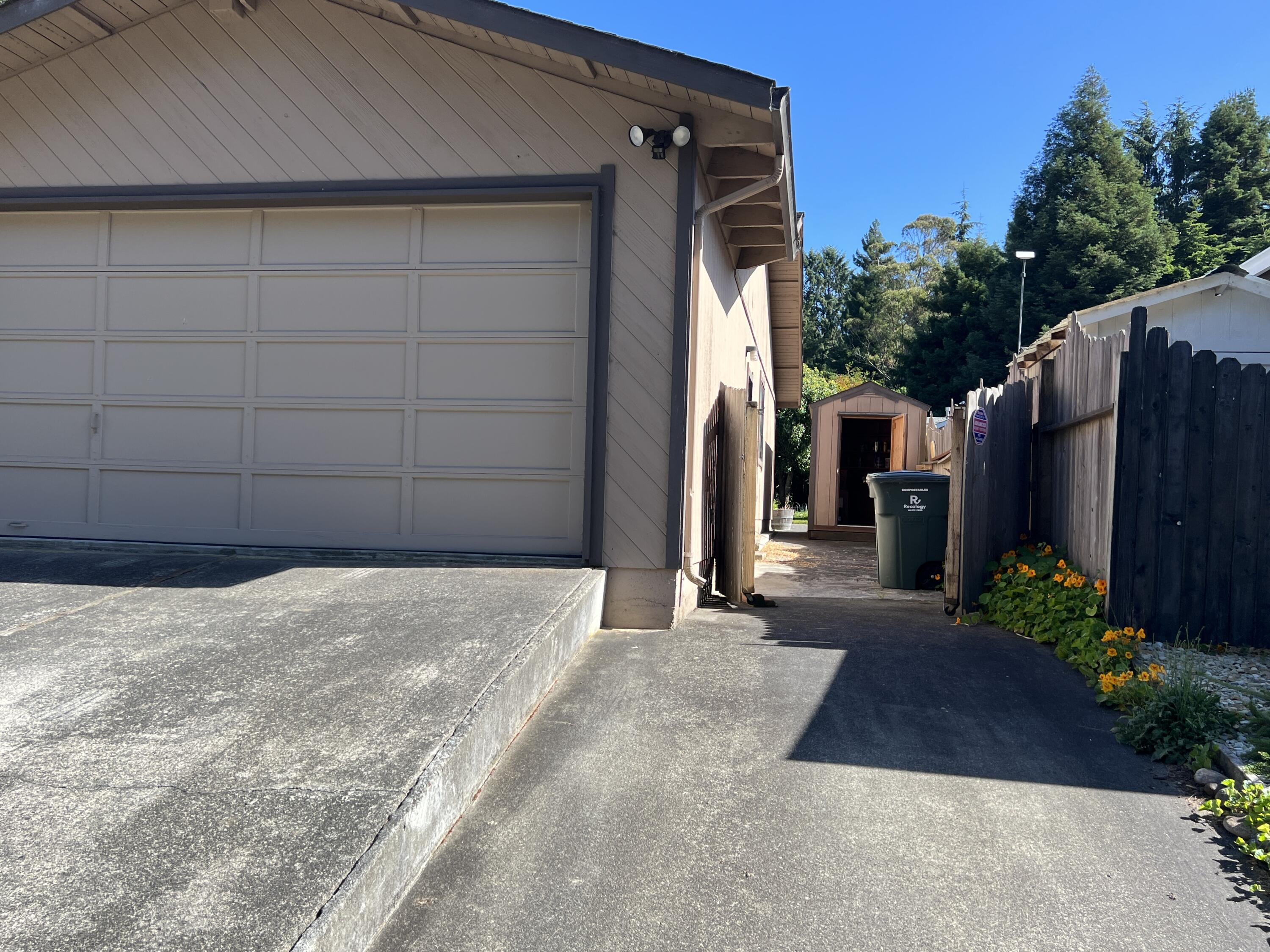 1360 Leslie Road Eureka, CA 95503 - Photo 45 of 57