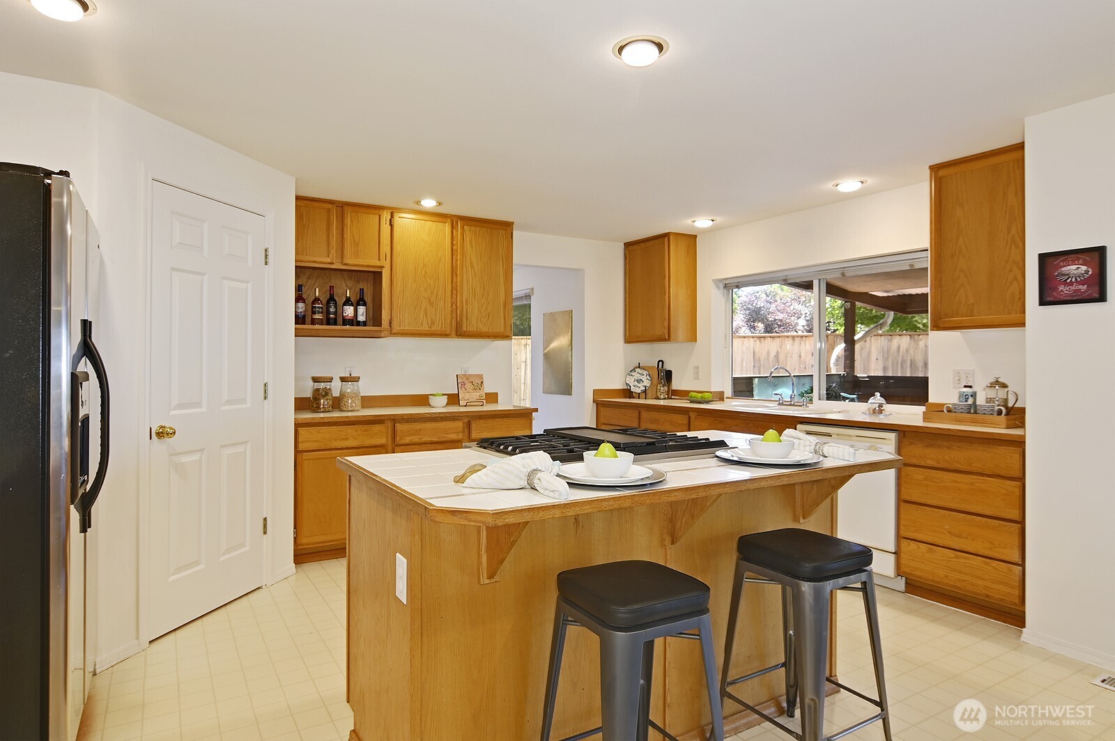 4313 Northeast 6th Court Renton, WA 98059 - Photo 12 of 30