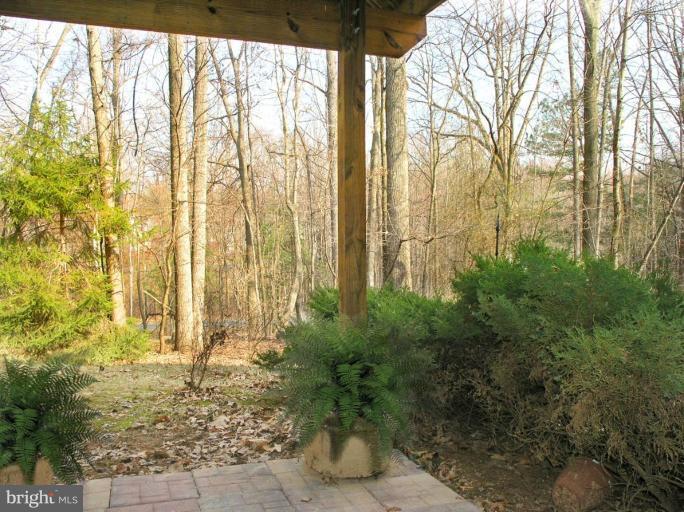 1523 Inlet Court Reston, VA 20190 - Photo 21 of 30 Patio