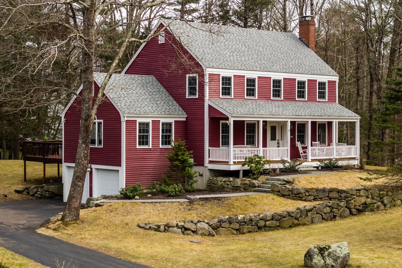 4 Meader Lane Durham, NH 03824 - Photo 1 of 34