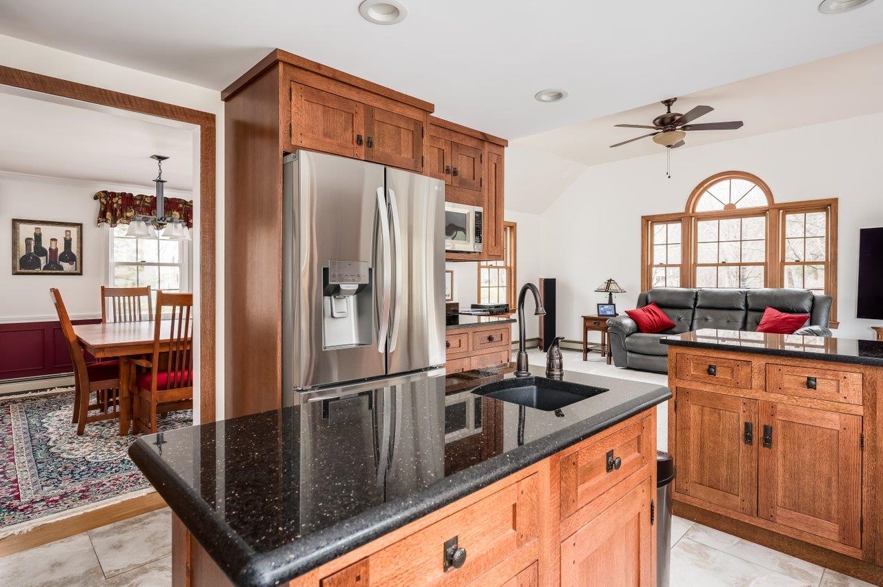 4 Meader Lane Durham, NH 03824 - Photo 6 of 34
