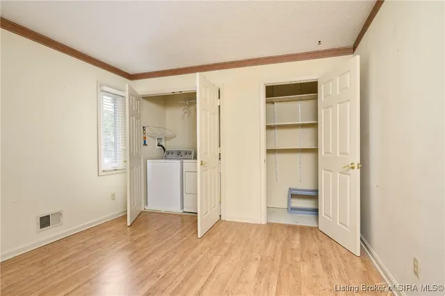 $299,900 | 528 Drawbrook Circle, New Albany, IN 47150