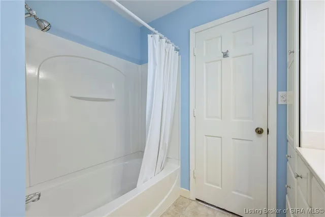 $299,900 | 528 Drawbrook Circle, New Albany, IN 47150