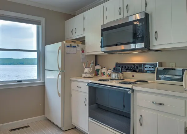 $699,500 | 20 Shadow Land Road, Alstead, NH 03602