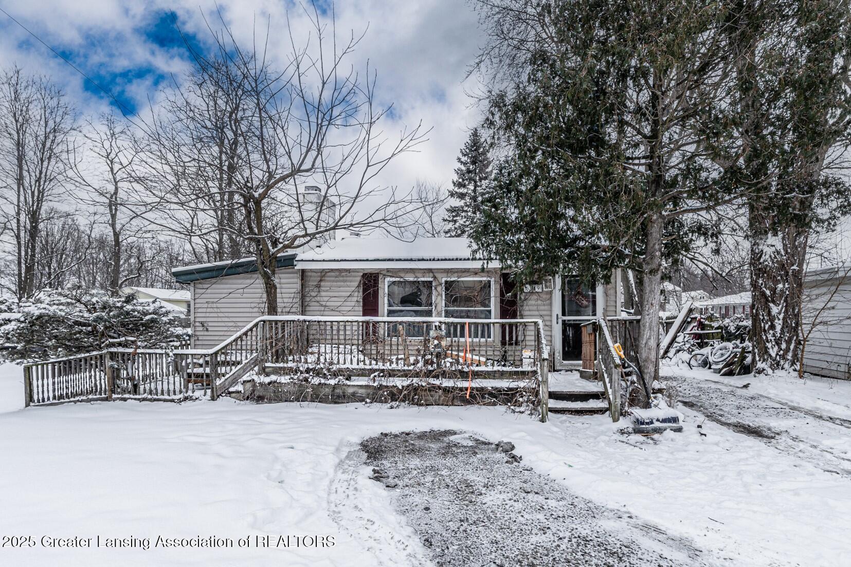 6849 North Aurelius Road Lansing, MI 48911 - Photo 1 of 19 1