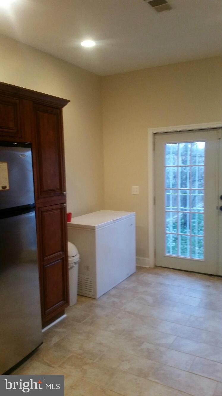 1405 Montello Avenue Northeast Washington, DC 20002 - Photo 9 of 21 Kitchen2
