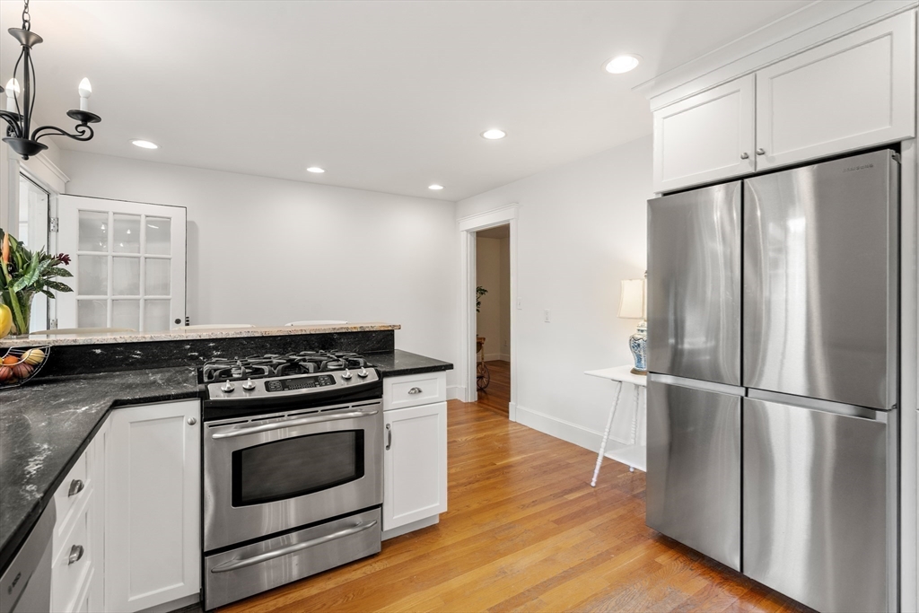 39 Manton Road Swampscott, MA 01907 - Photo 11 of 35 Gallery Image 11